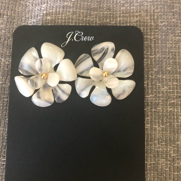 J Crew Big Flower Fashion Earrings NWT hypoallergenic posts 1 1/2” - Picture 2 of 5